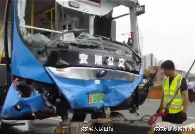 安顺公交事故最新报道，深度解析事故原因与影响