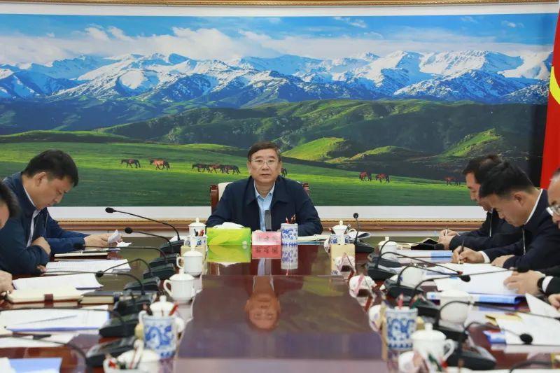 塔城镇新任领导团队引领未来，铸就辉煌新篇章