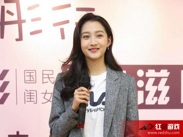 关晓彤展现真实自我，勇敢追梦，最新采访揭示璀璨明星之路