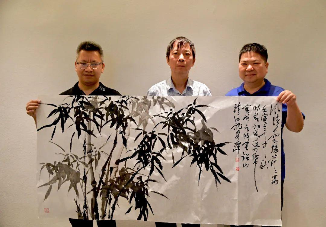 铅山县图书馆新任领导及其引领下的变革与展望