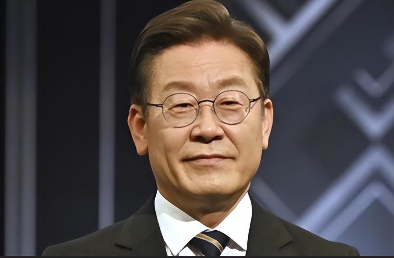 文在寅最新立场与行动，支持背后的原因与影响探究